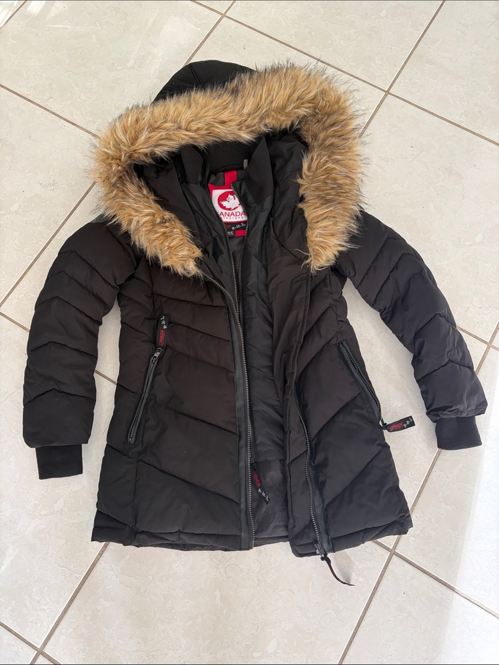 Canada Weather Gear Black Faux-Fur Trim Puffer Jacket